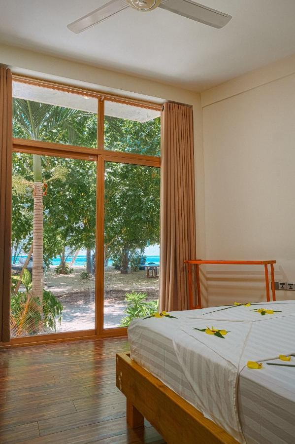 פלידהו Finolhu Beach Guest House מראה חיצוני תמונה